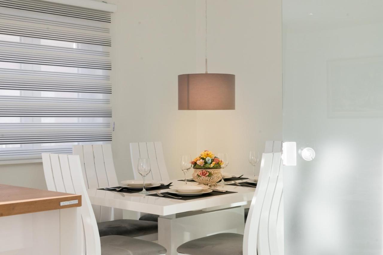 Joy 1 Apartment Novalja Exterior photo